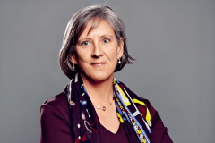 AI带来庞大机同时也伴生风险和不确定性 